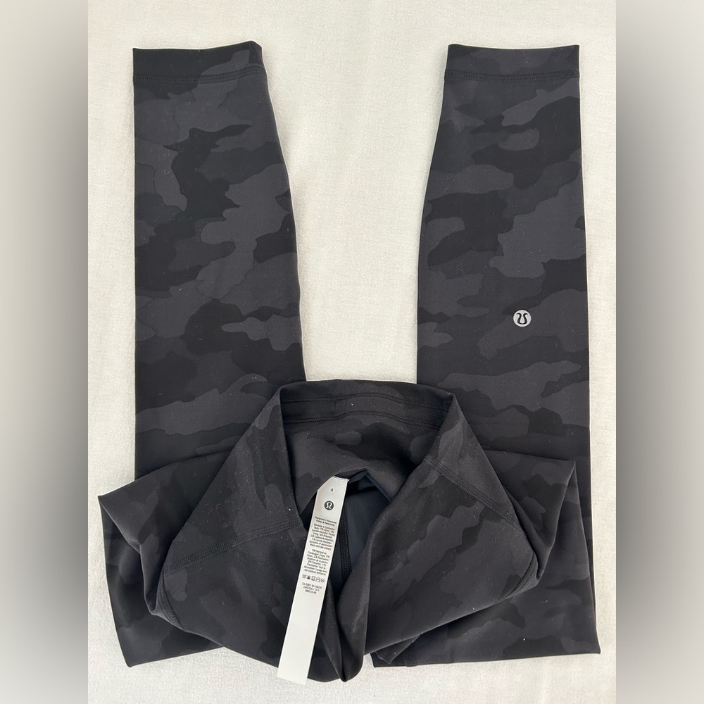 Lulu gray black leggings size 4